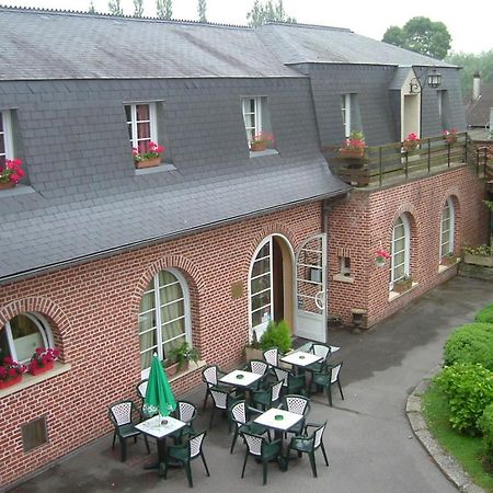 Hotel Le Clos Du Montvinage Étréaupont Exteriör bild