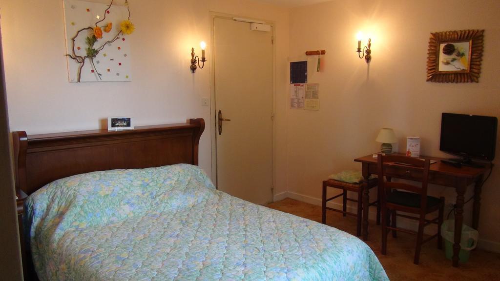 Hotel Le Clos Du Montvinage Étréaupont Rum bild